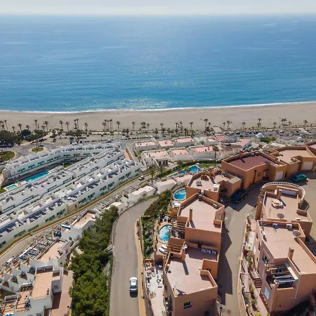 Con Vistas Al Mar Y Piscina Dom wakacyjny